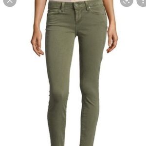 Paige verdugo ankle skinny Jean.
